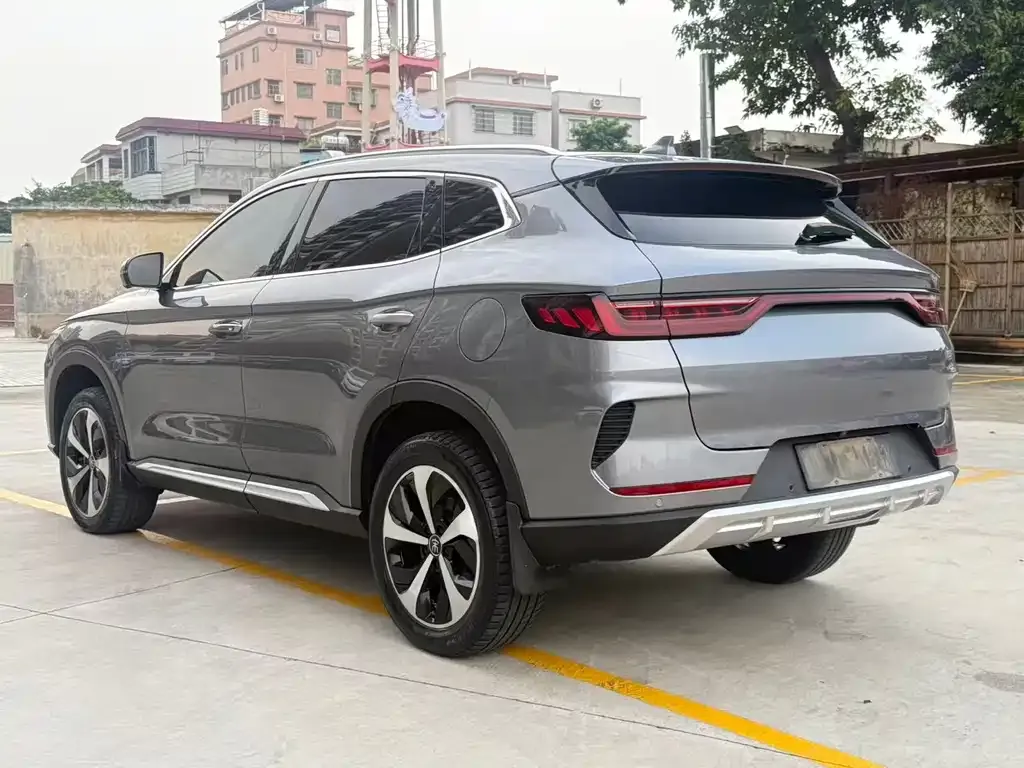 BYD PLUS New Energy — фото 4