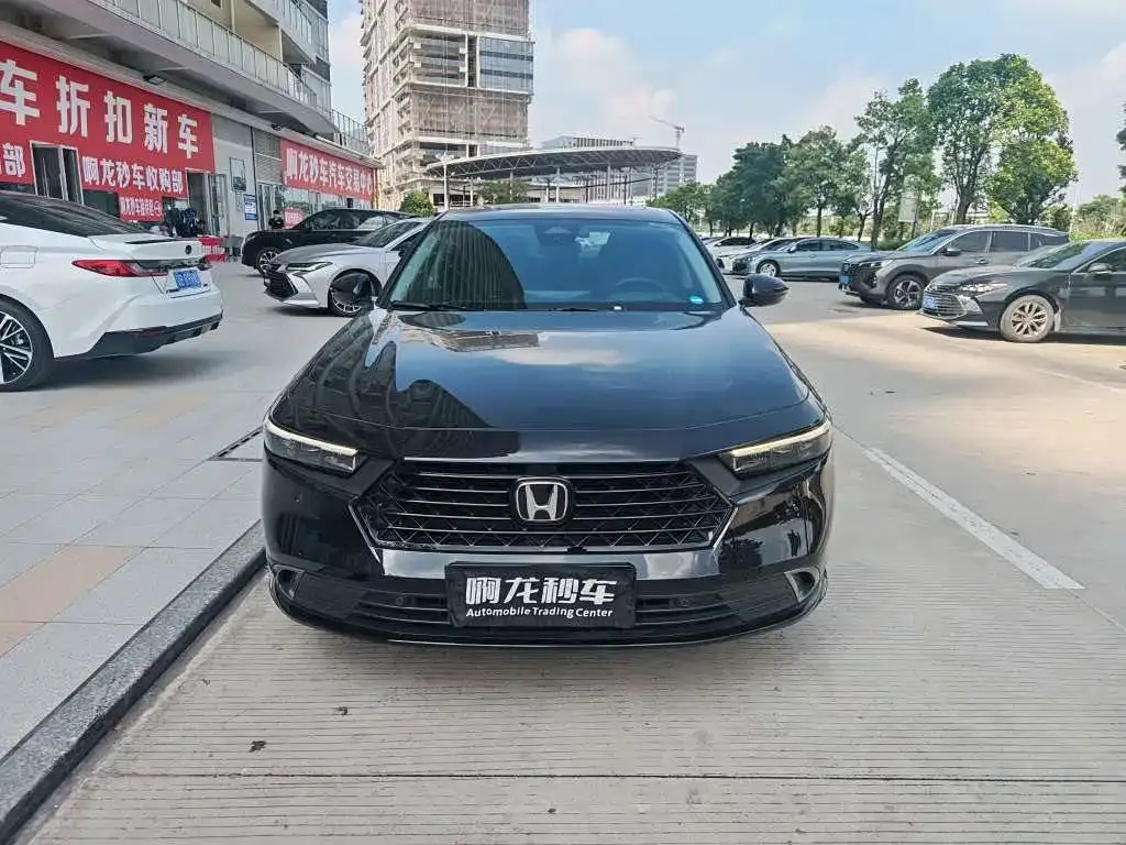 Honda Accord — фото 5