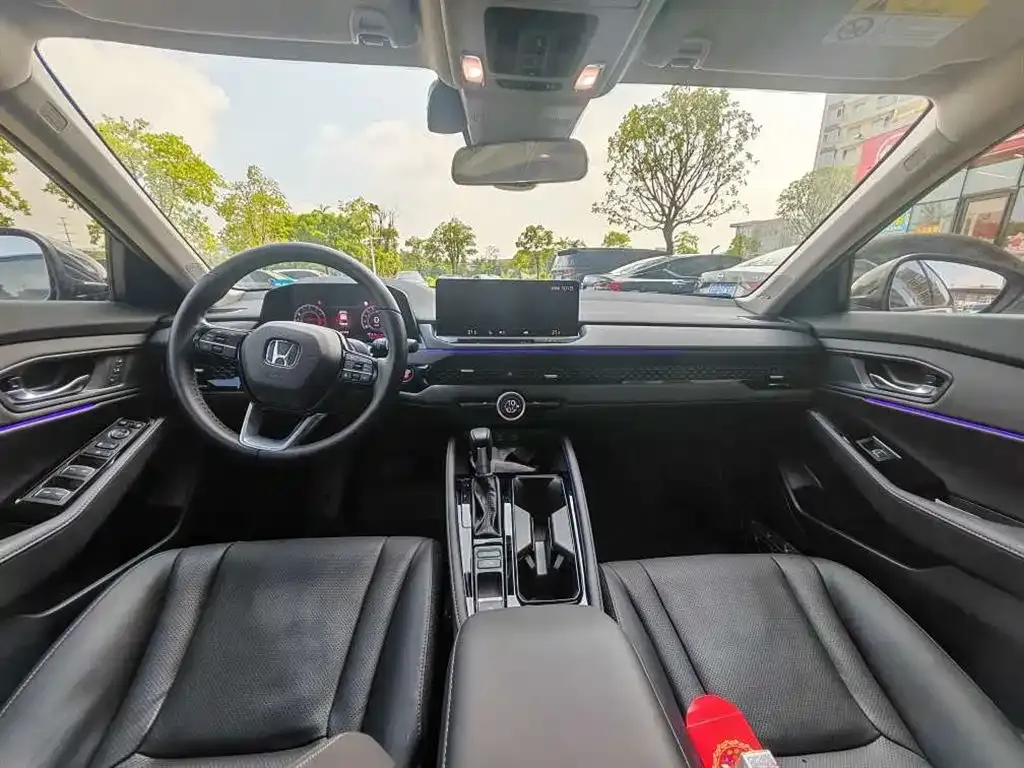 Honda Accord — фото 2