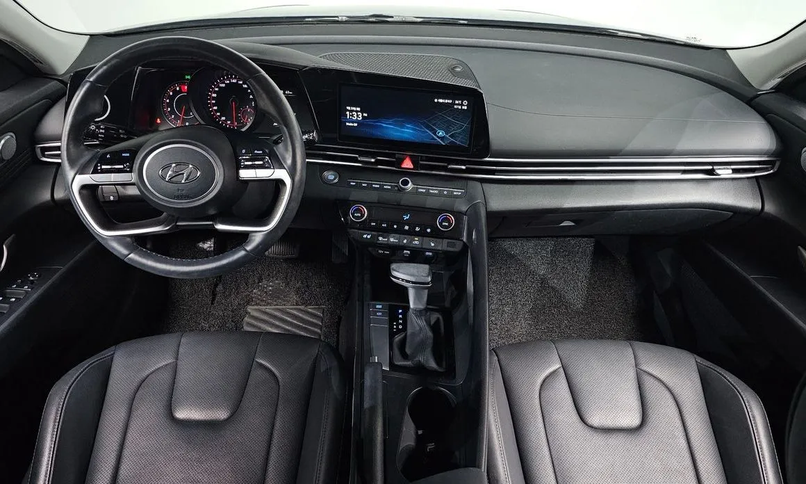 Hyundai AVANTE — фото 8