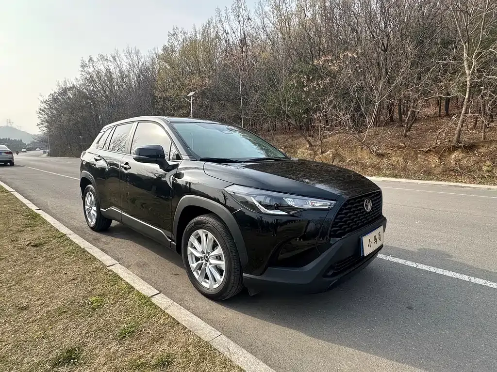 Toyota Corolla Cross — фото 4