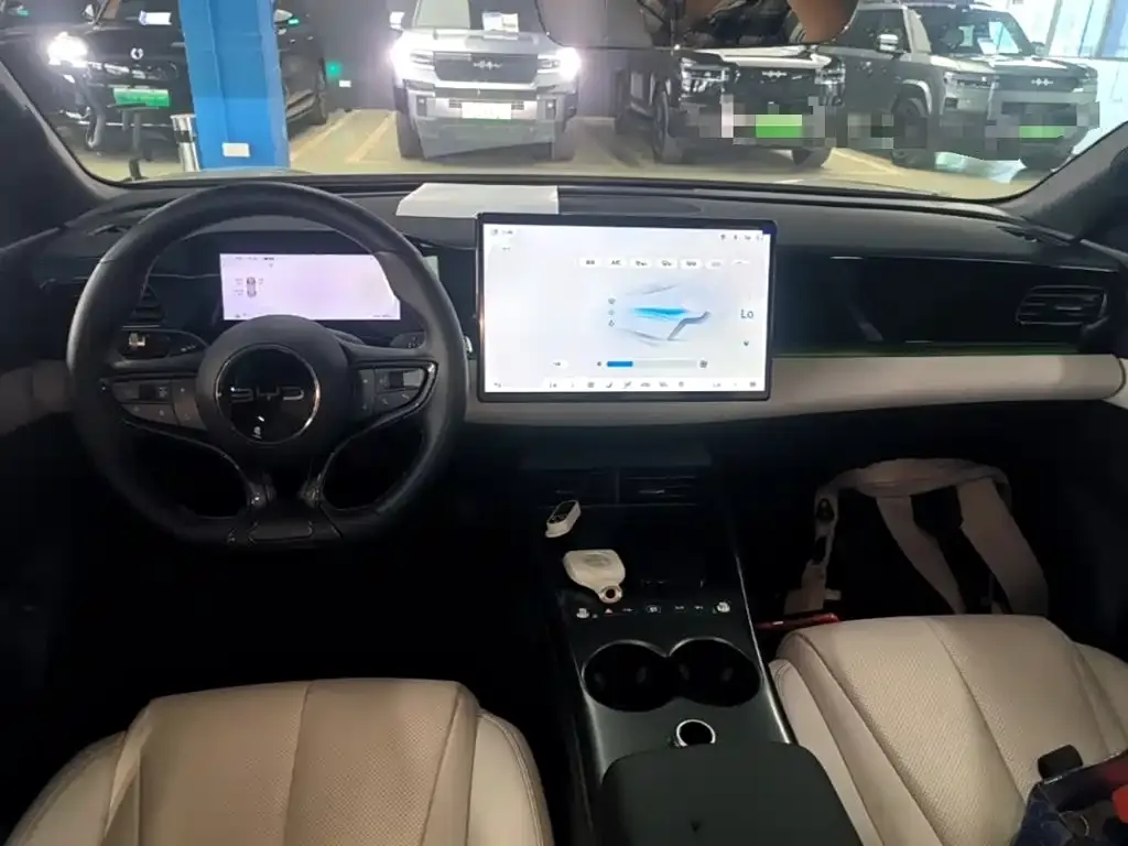 BYD Seal 06 — фото 10