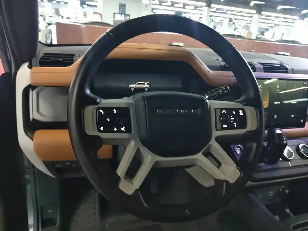 Land Rover Defender — фото 2