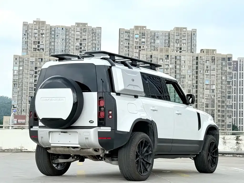 Land Rover Defender — фото 5