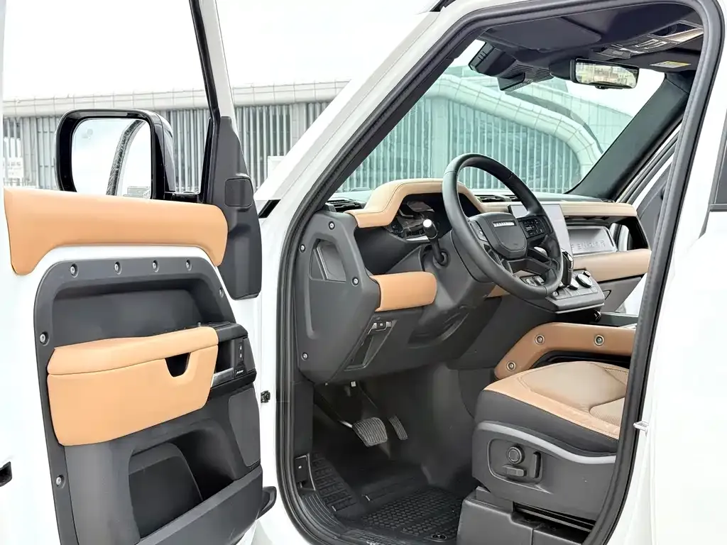 Land Rover Defender — фото 4