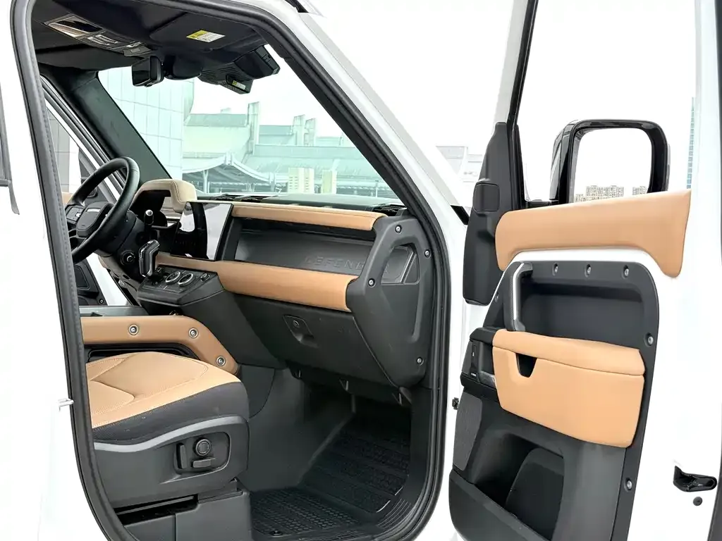Land Rover Defender — фото 2