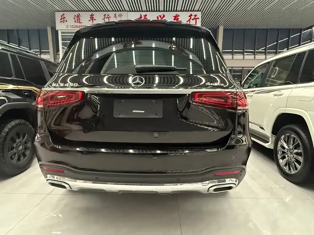 Mercedes-Benz GLS — фото 5