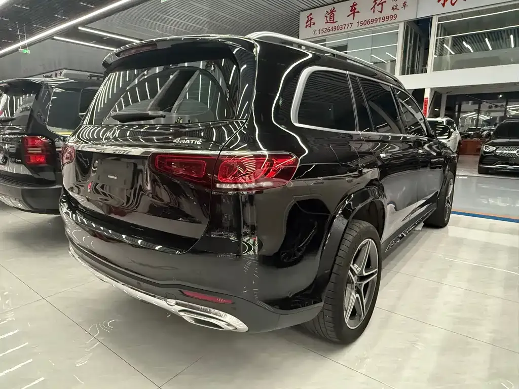 Mercedes-Benz GLS — фото 9