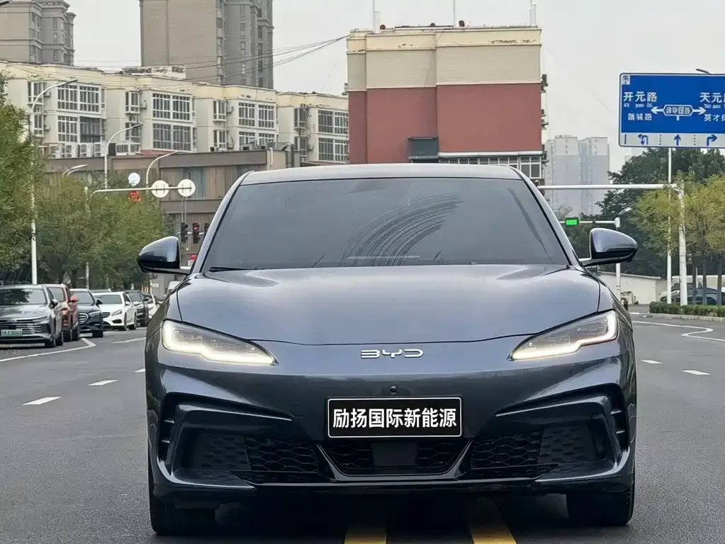BYD Seal 06GT — фото 4