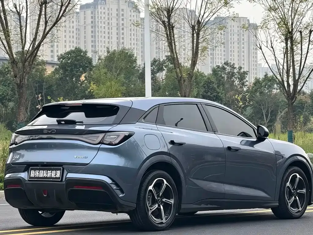 BYD Seal 06GT — фото 6