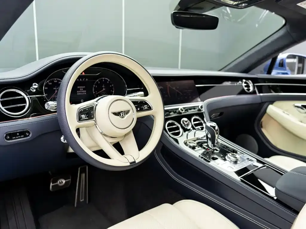 Bentley Continental — фото 10