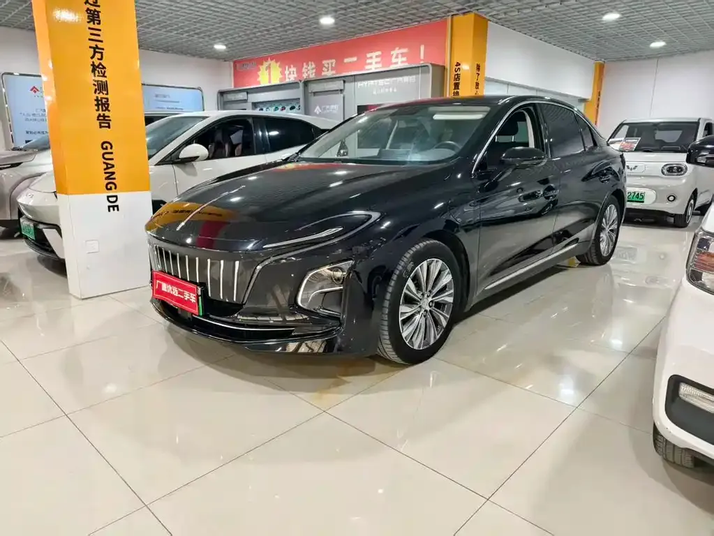 Hongqi E-QM5 — фото 7