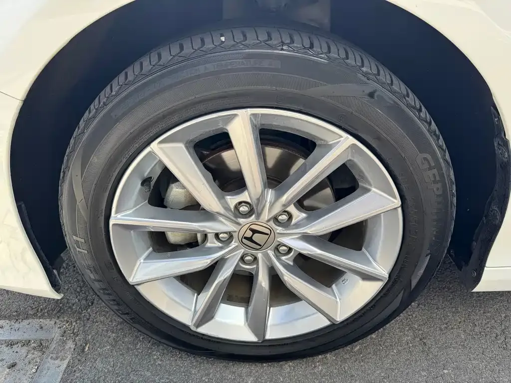 Honda Accord — фото 5