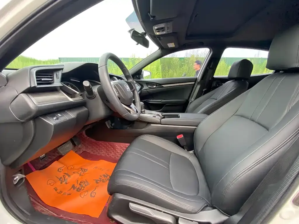 Honda Civic — фото 8
