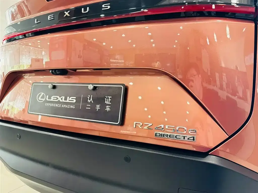 Lexus RZ — фото 7