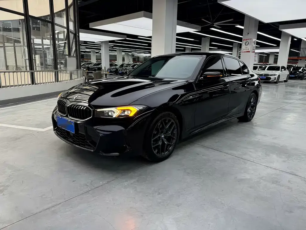 BMW 3 Series — фото 1