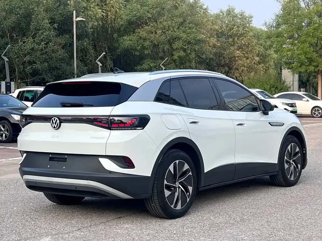Volkswagen ID.4 Crozz — фото 10