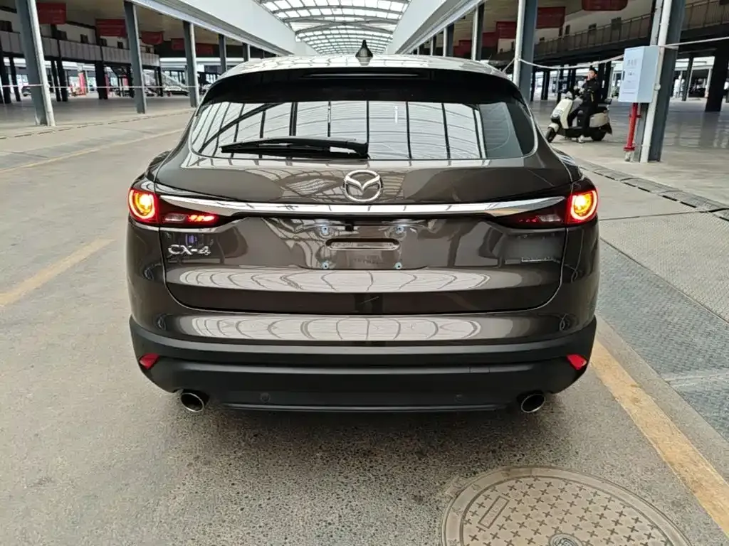 Mazda CX-4 — фото 8