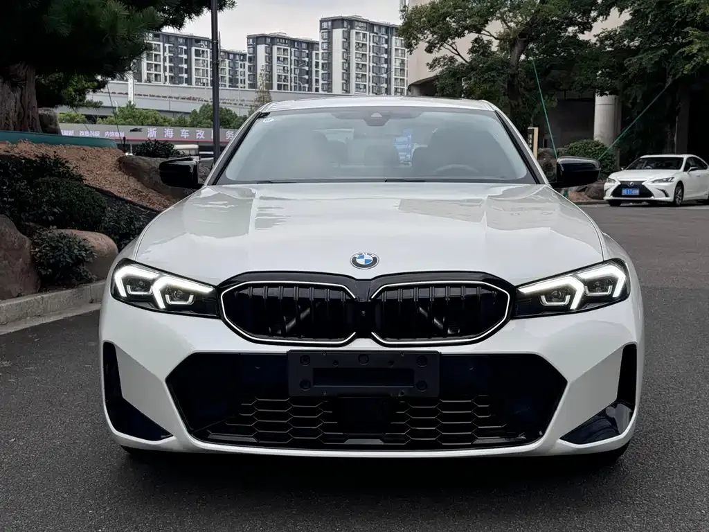 BMW 3 Series — фото 10