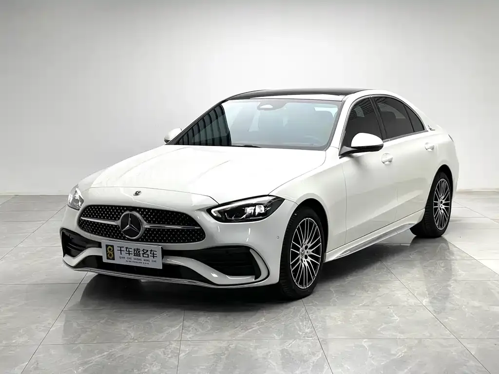 Mercedes-Benz C-Class — фото 1