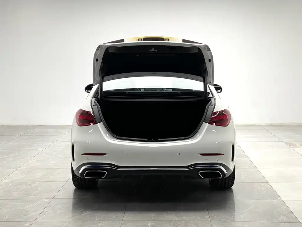 Mercedes-Benz C-Class — фото 8