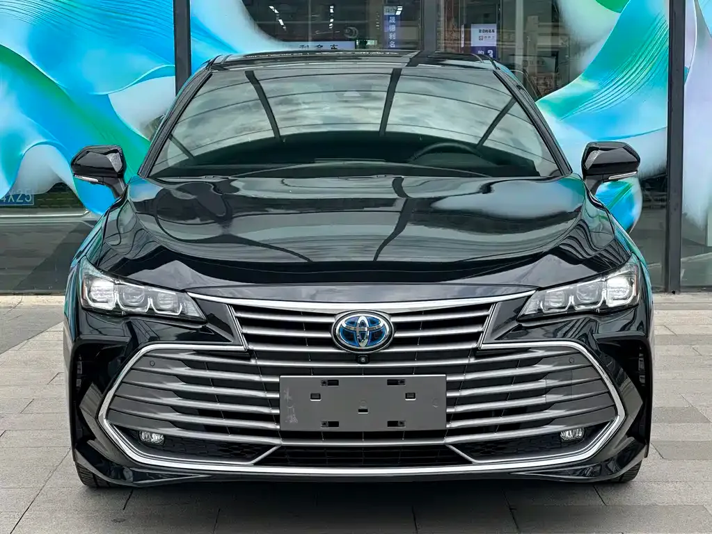 Toyota Avalon — фото 10