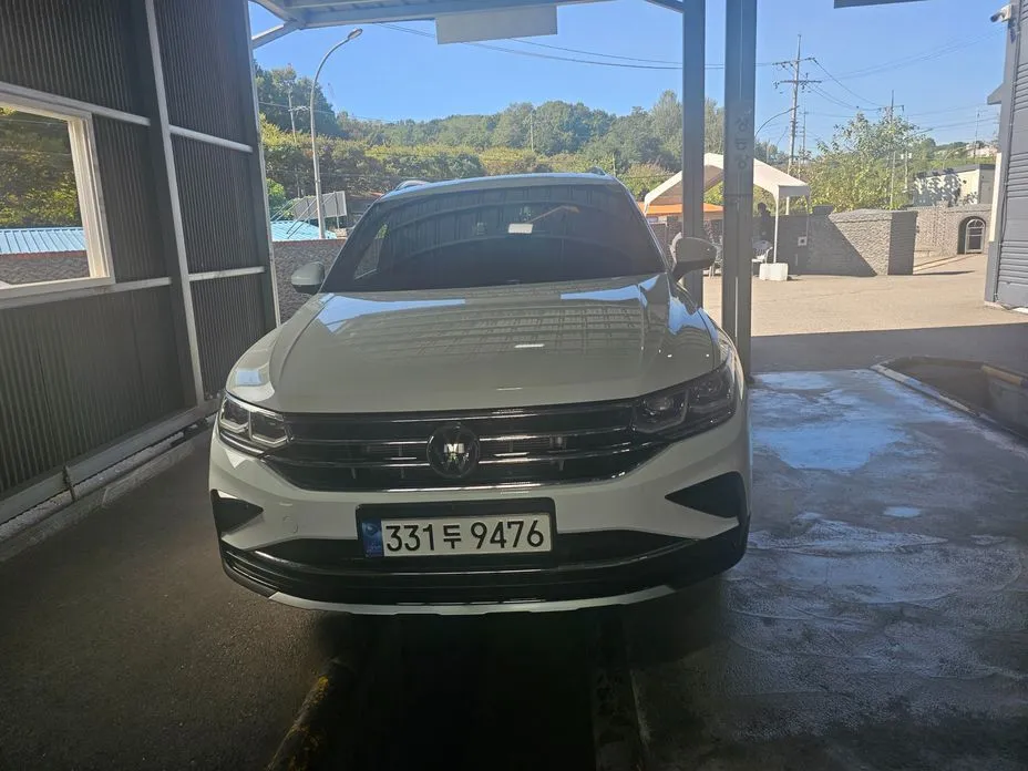 Volkswagen Tiguan — фото 1