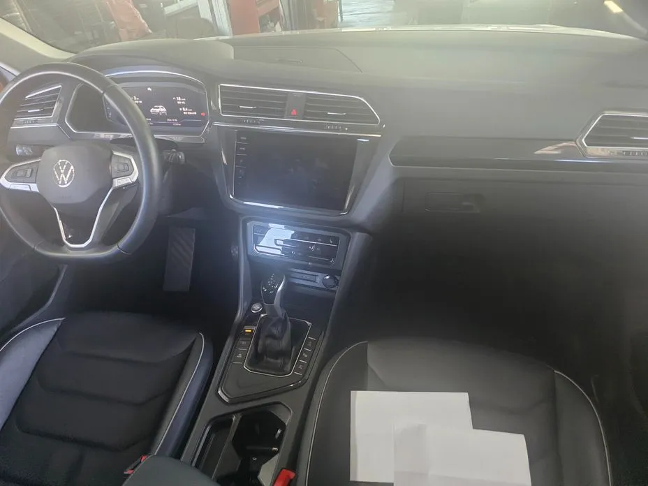 Volkswagen Tiguan — фото 2