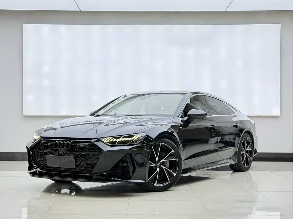Audi A7 — фото 1