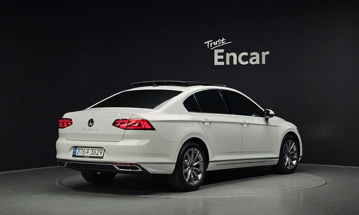 Volkswagen Passat — фото 3