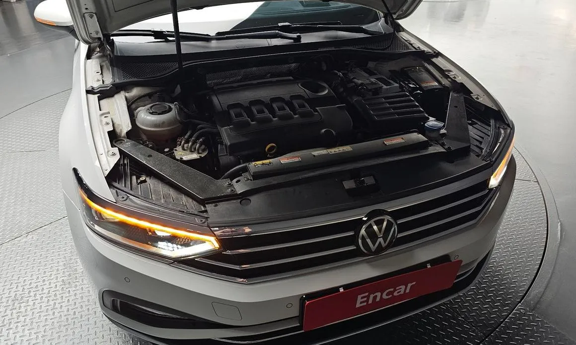 Volkswagen Passat — фото 7