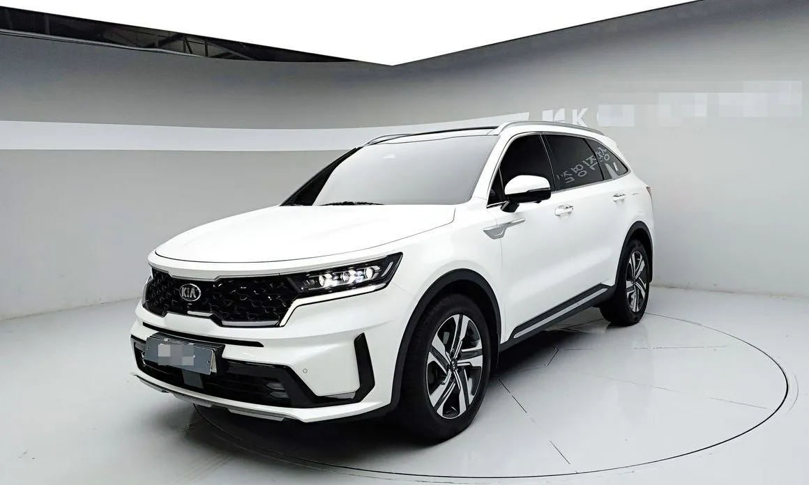 Kia Sorento — фото 1