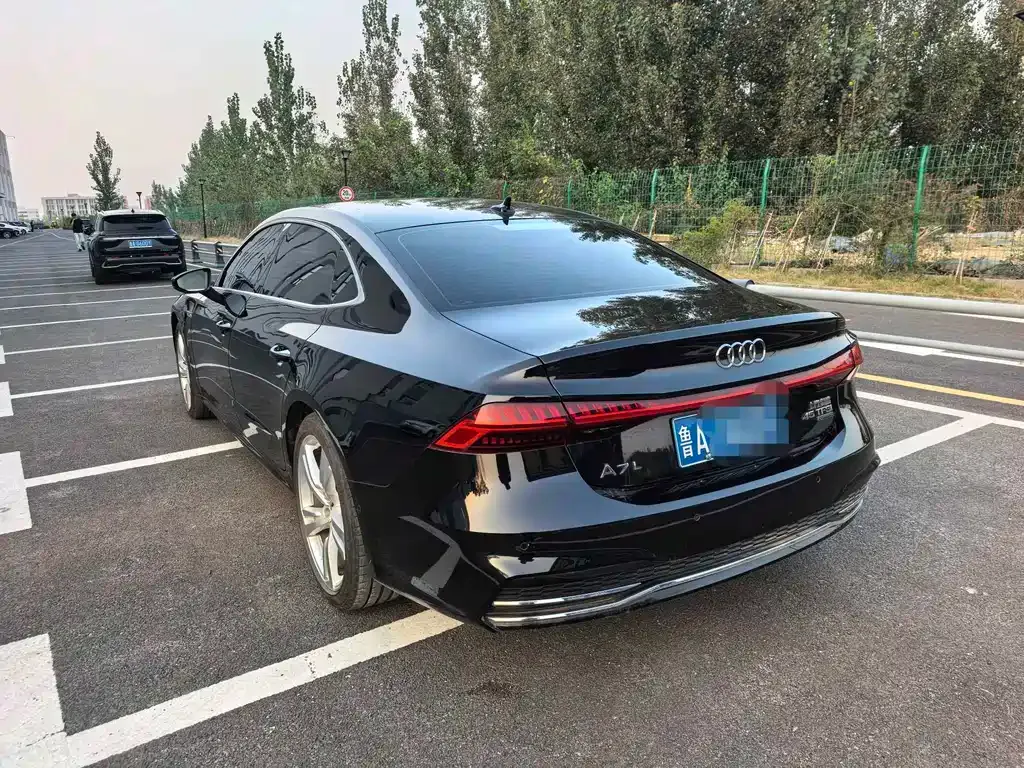 Audi A7L — фото 3
