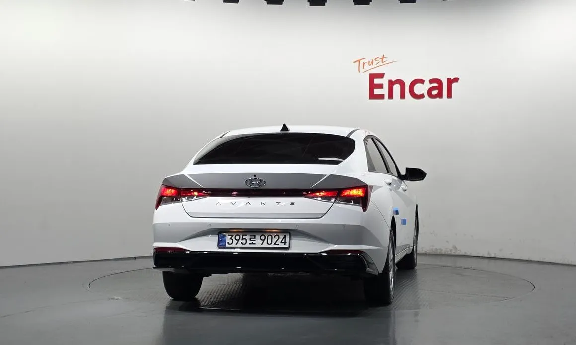 Hyundai AVANTE — фото 6
