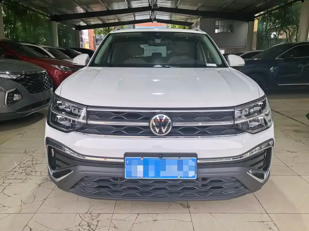 Volkswagen Tharu — фото 3