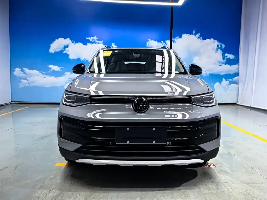 Volkswagen Tharu — фото 8