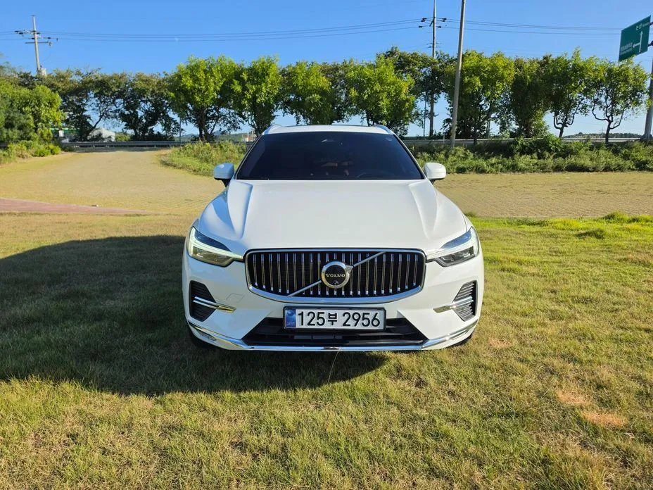 Volvo XC60 — фото 10