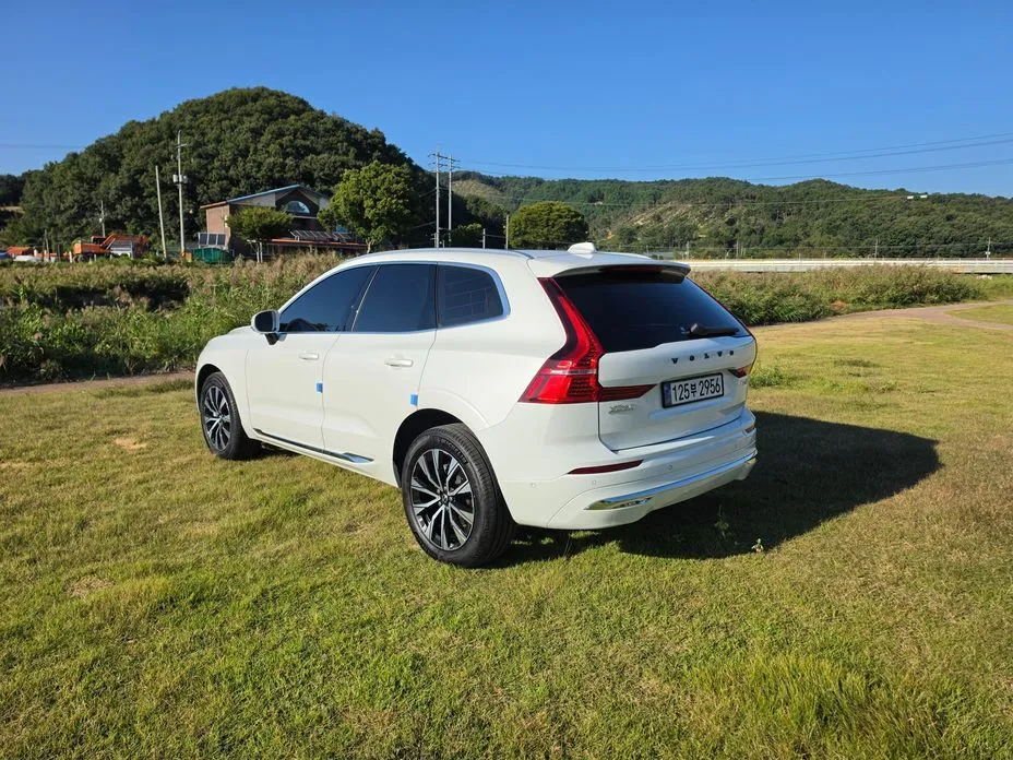 Volvo XC60 — фото 6