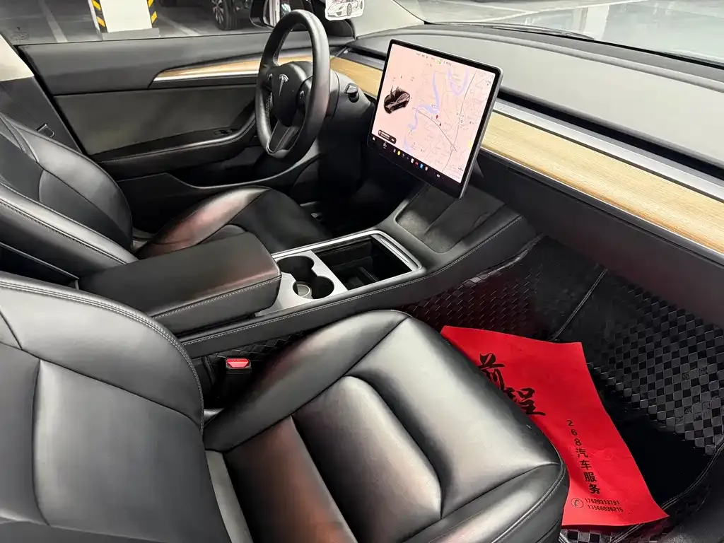 Tesla Model 3 — фото 6