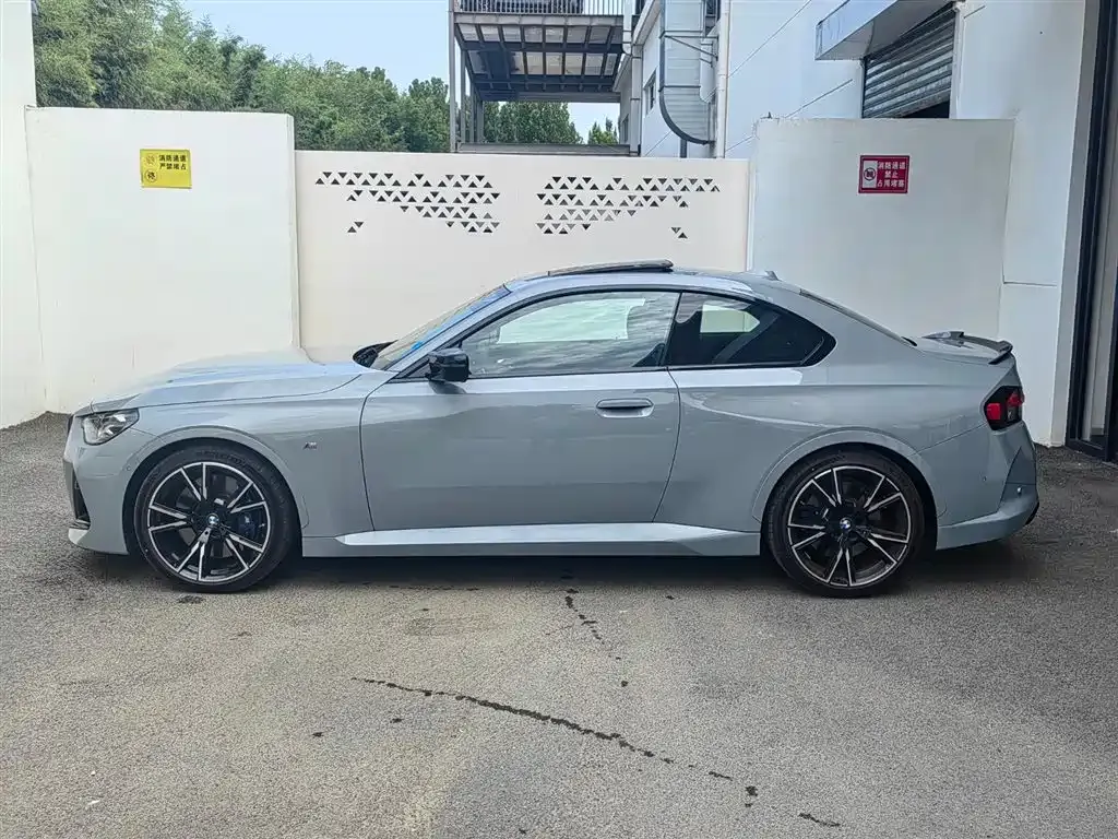 BMW M240i — фото 8