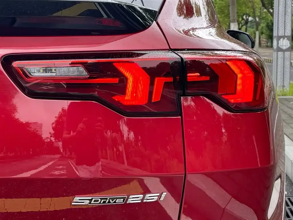 BMW X2 (Import) — фото 7