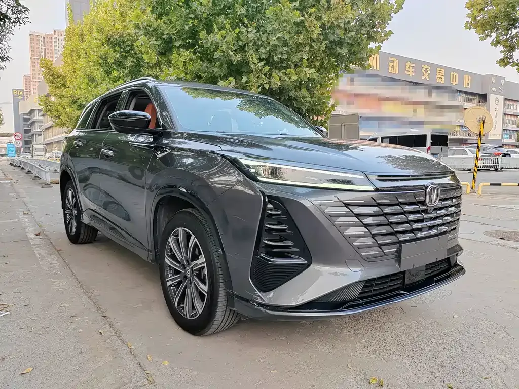 Changan CS75 PLUS — фото 3