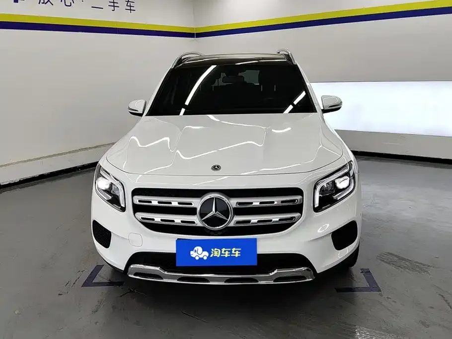 Mercedes-Benz GLB — фото 9