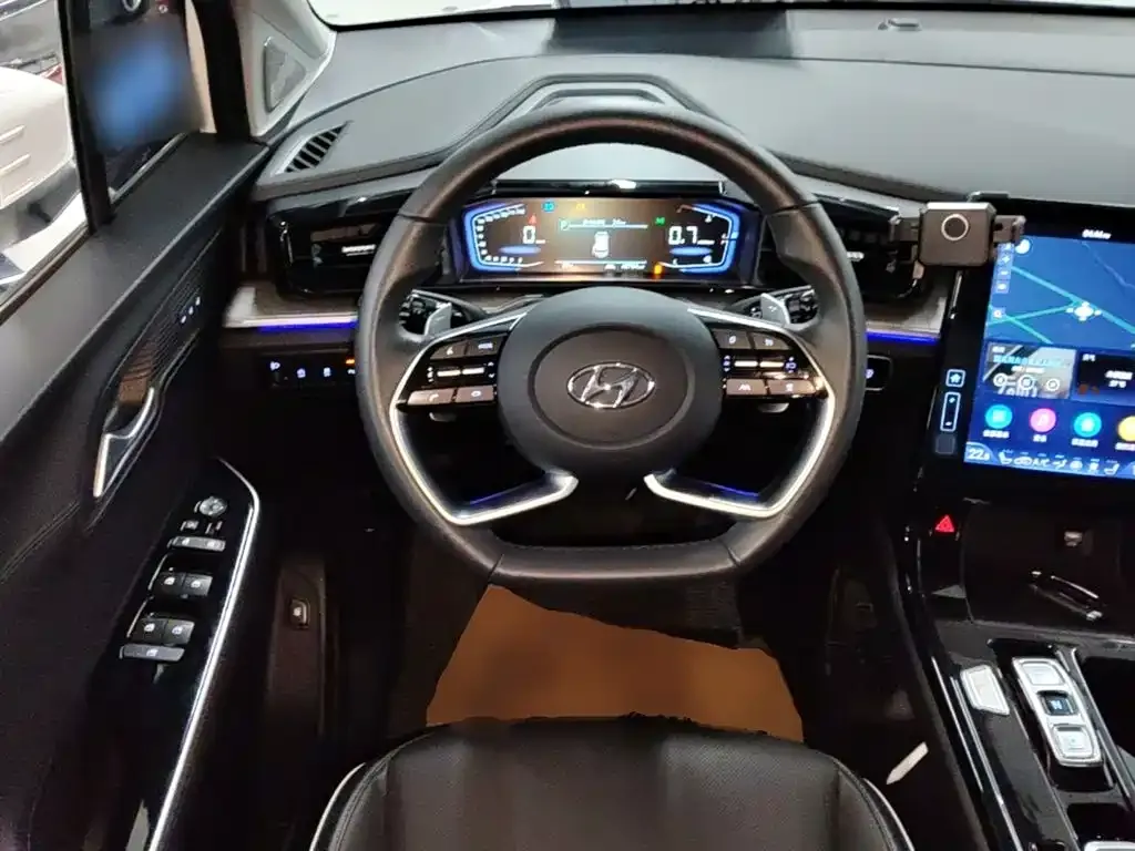 Hyundai Custo — фото 3