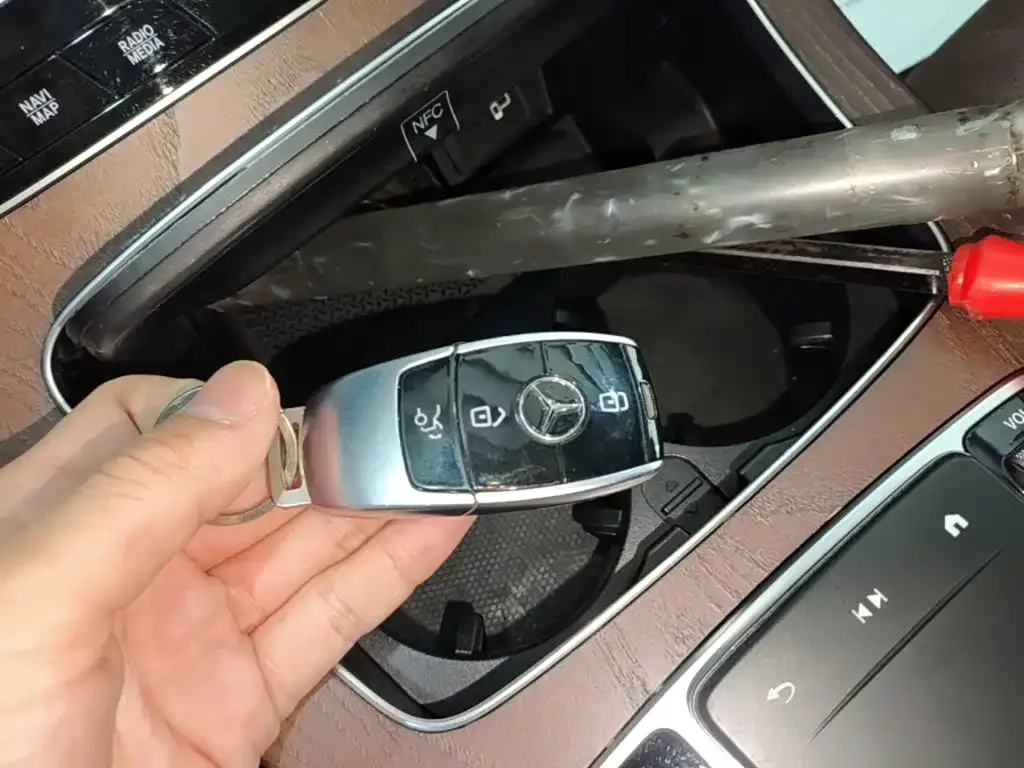Mercedes-Benz E-Class New Energy — фото 10