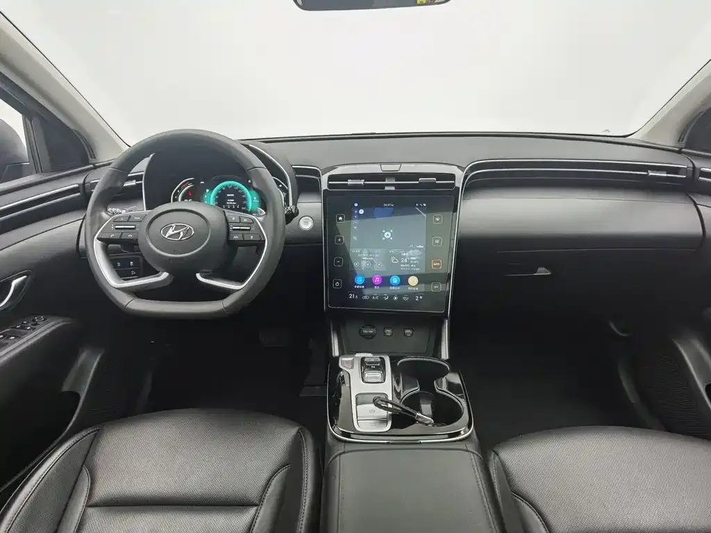 Hyundai Tucson — фото 9