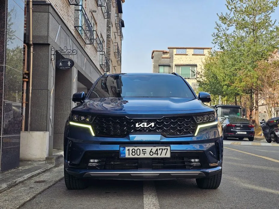 Kia Sorento — фото 1