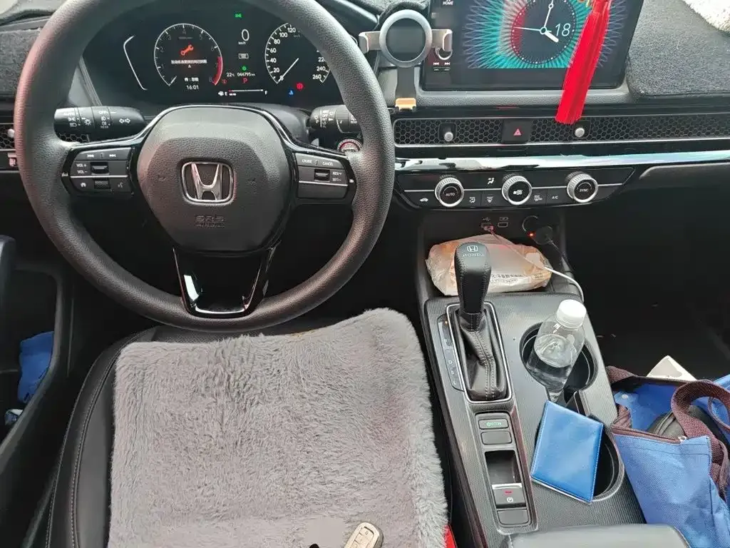 Honda Civic — фото 7