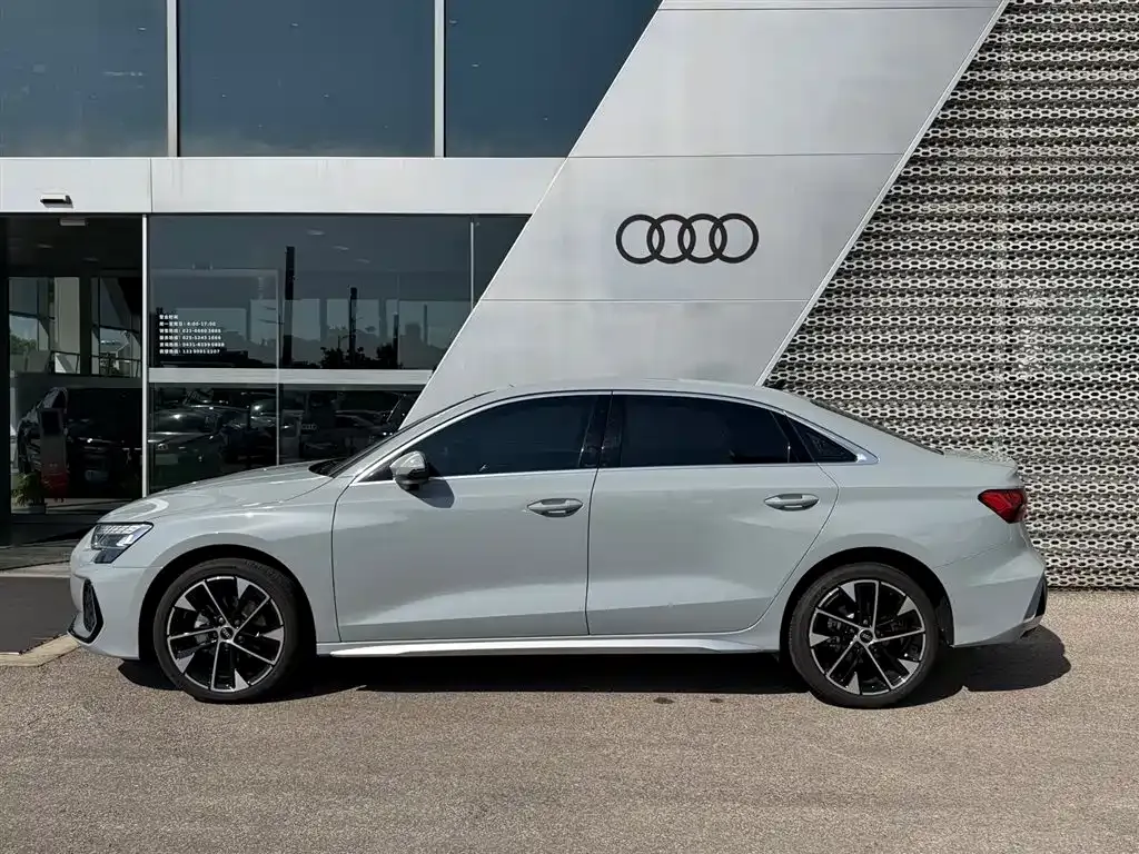 Audi A3 — фото 8
