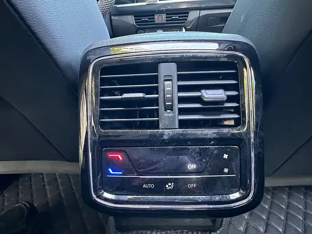 Volkswagen Passat — фото 3